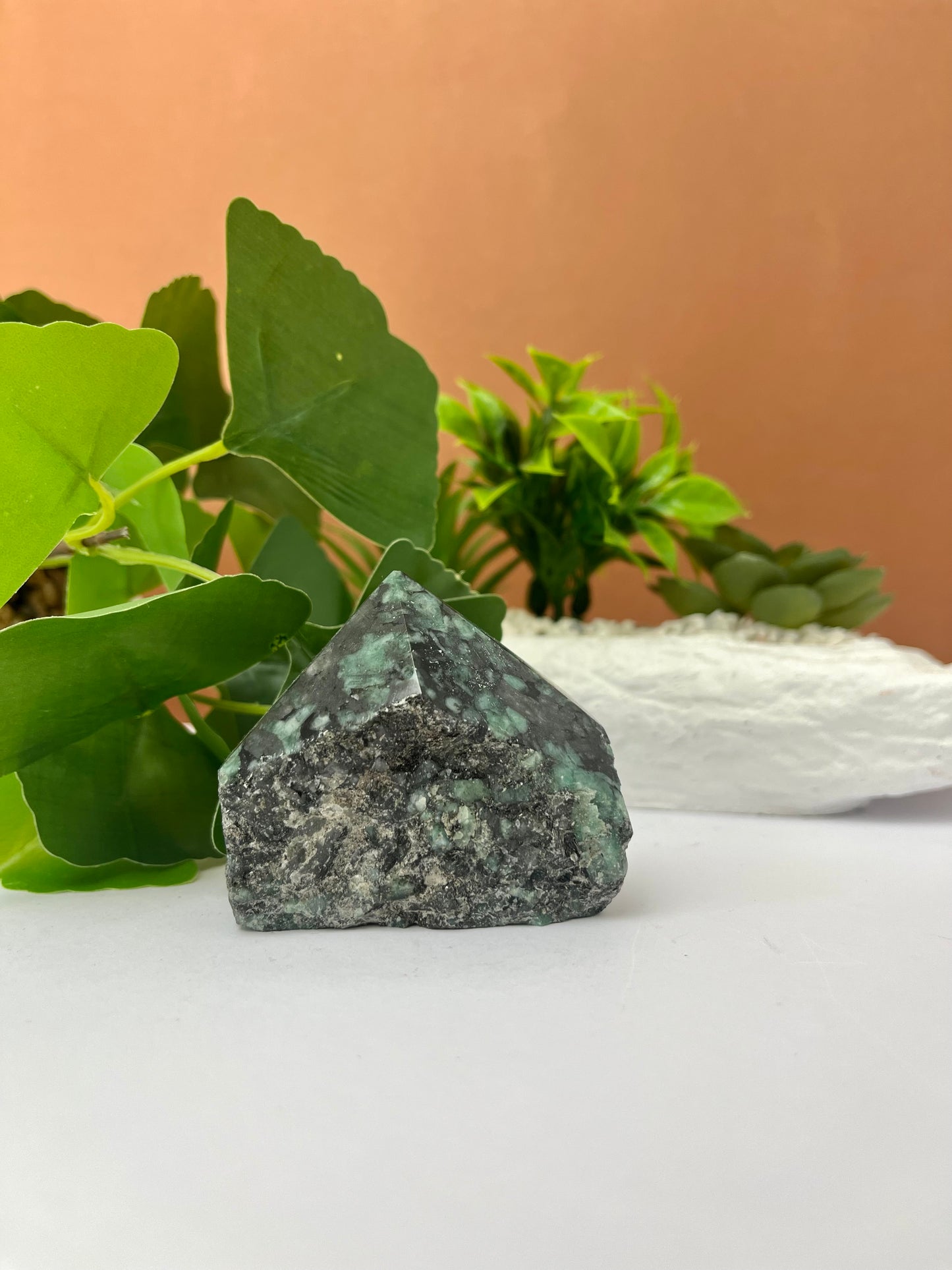 Emerald Top Polished Point
