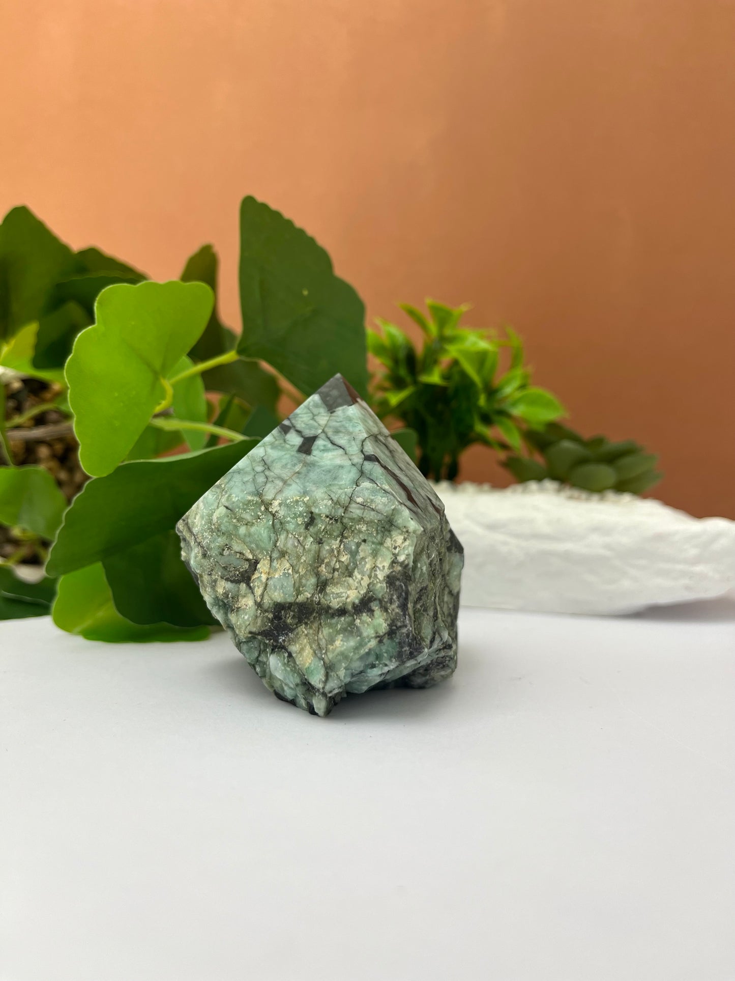 Emerald Top Polished Point